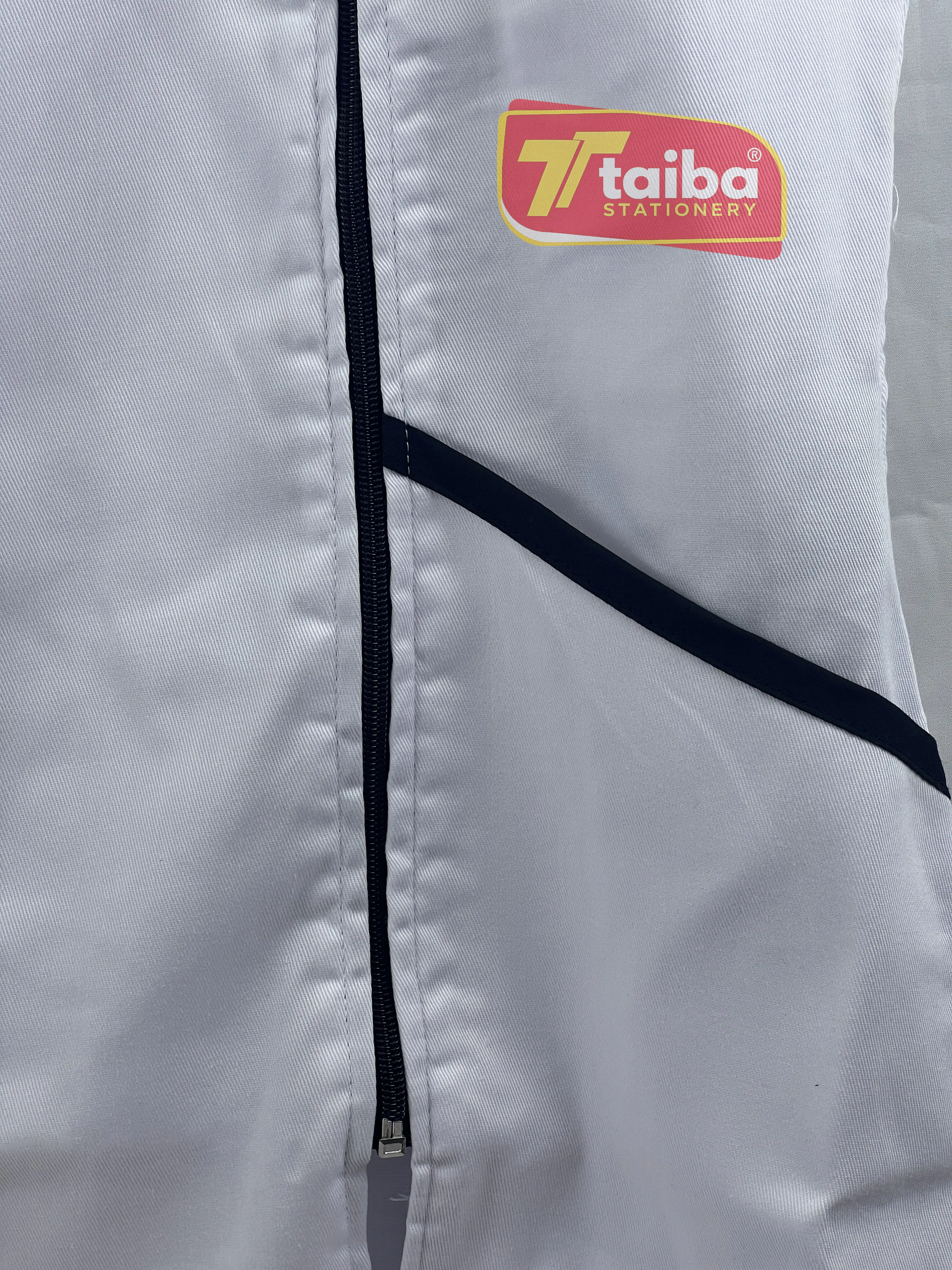 TABLIER SCOLAIRE BLANCHE LYCEE 15-16-17 ANS RS068